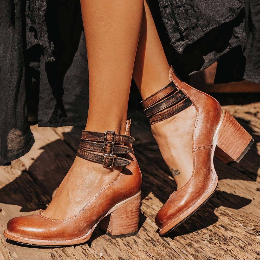 Nouara | Vintage Pumps