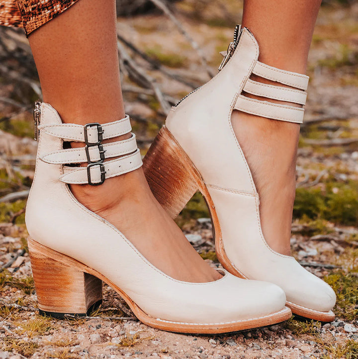 Nouara | Vintage Pumps