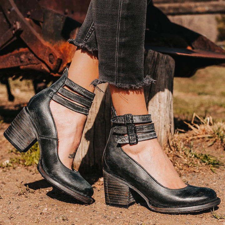 Nouara | Vintage Pumps