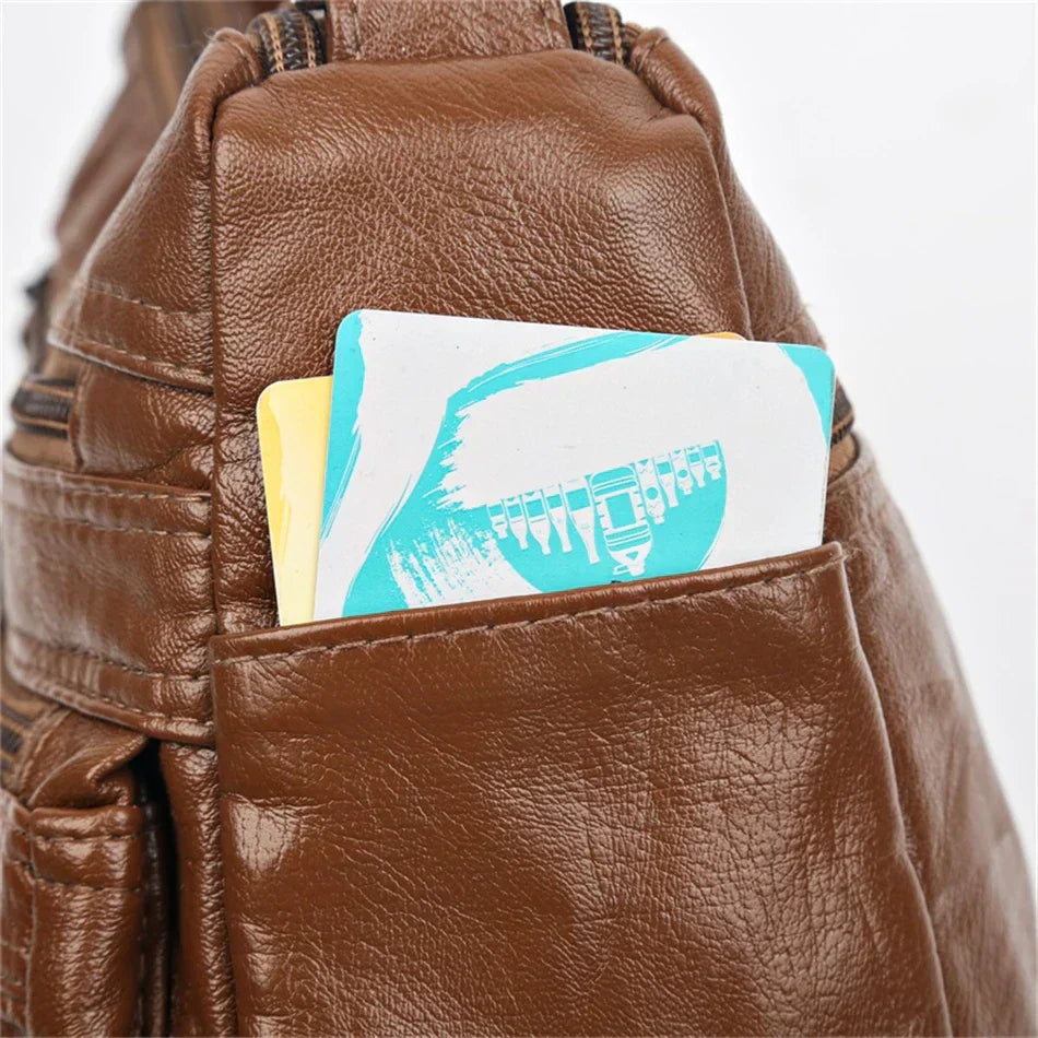 Ayra | Vegan Leather in Vintage Style