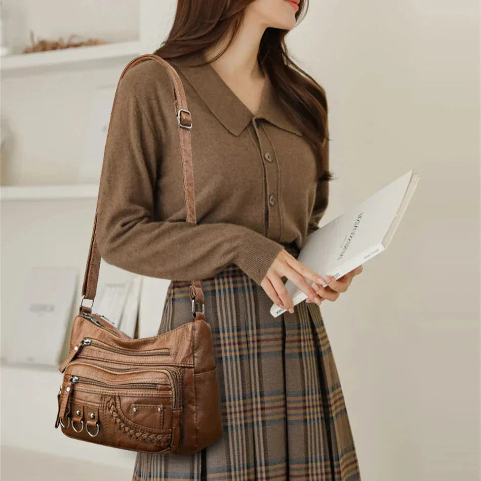 Ayra | Vegan Leather in Vintage Style
